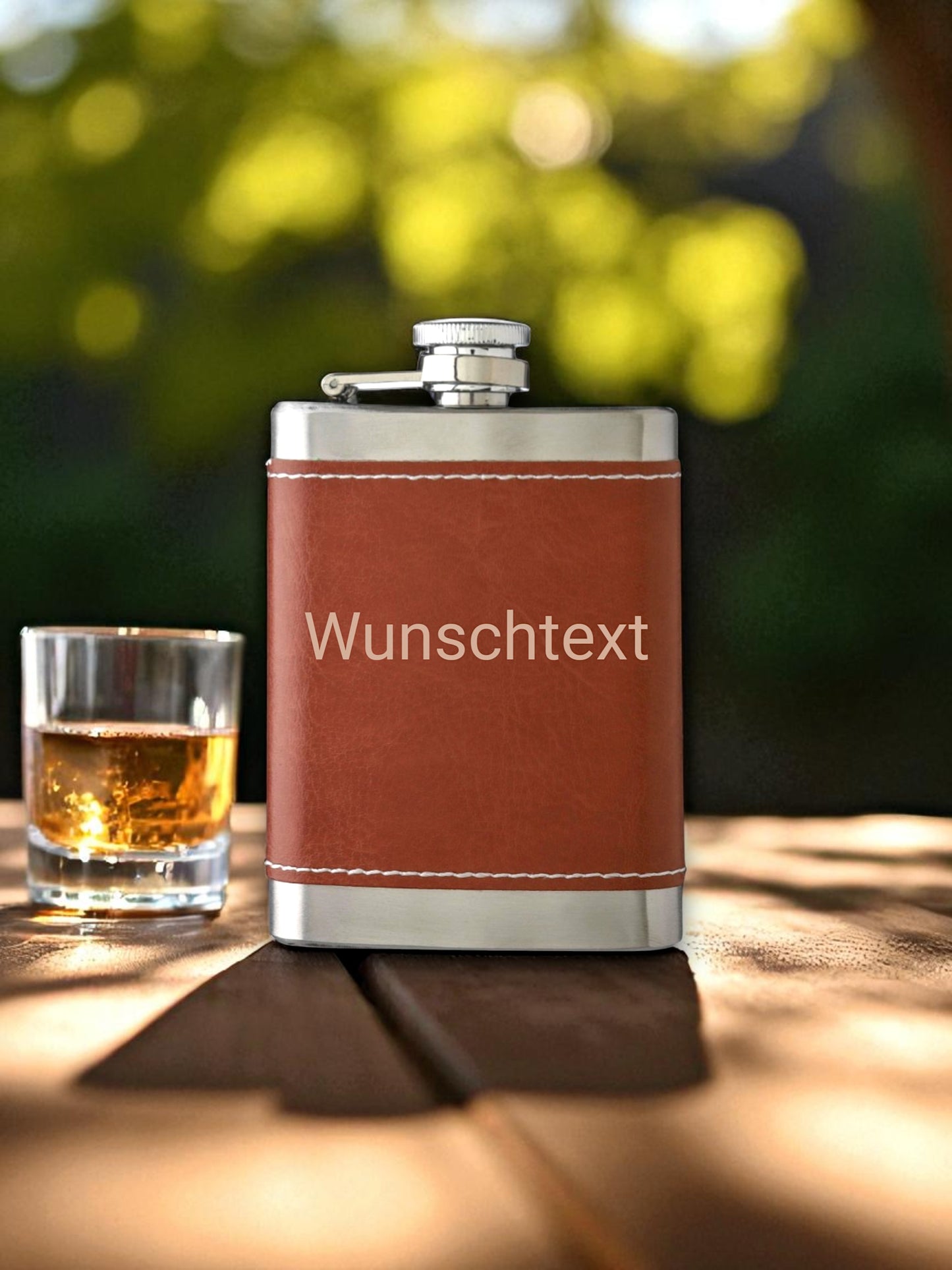 Personalisierter Edelstahl-Flachmann Lederbezug mit Laser Gravur
