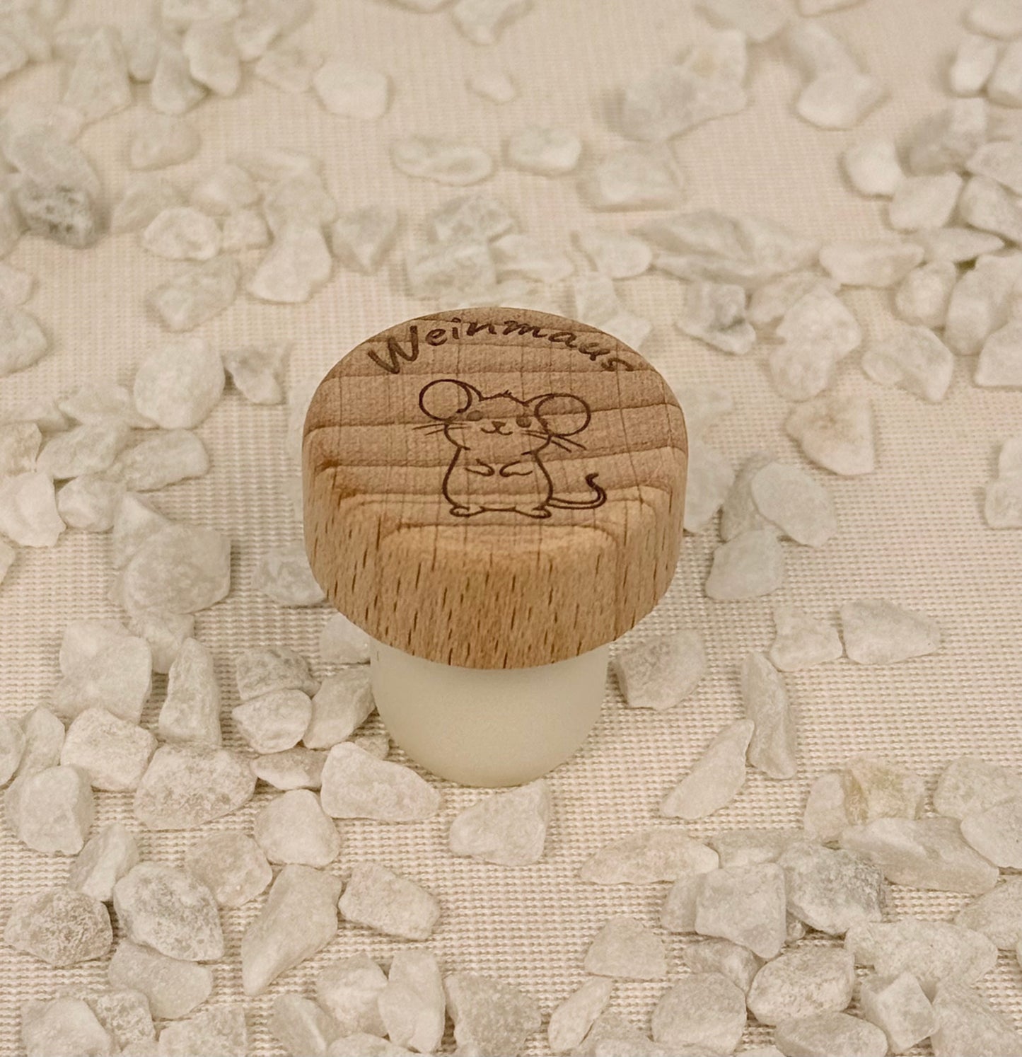 Personalisierter Weinkorken mit Gravur – Individueller Flaschenverschluss aus Holz
