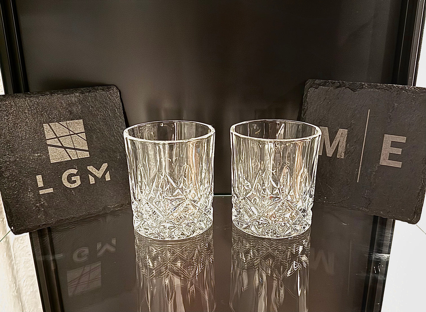 Personalisierte Untersetzer aus Schiefer mit Laser Gravur (Set 2 Stk)
