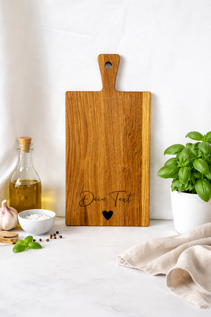 Schneidbrett mit Griff Eiche geölt Motiv Herz
