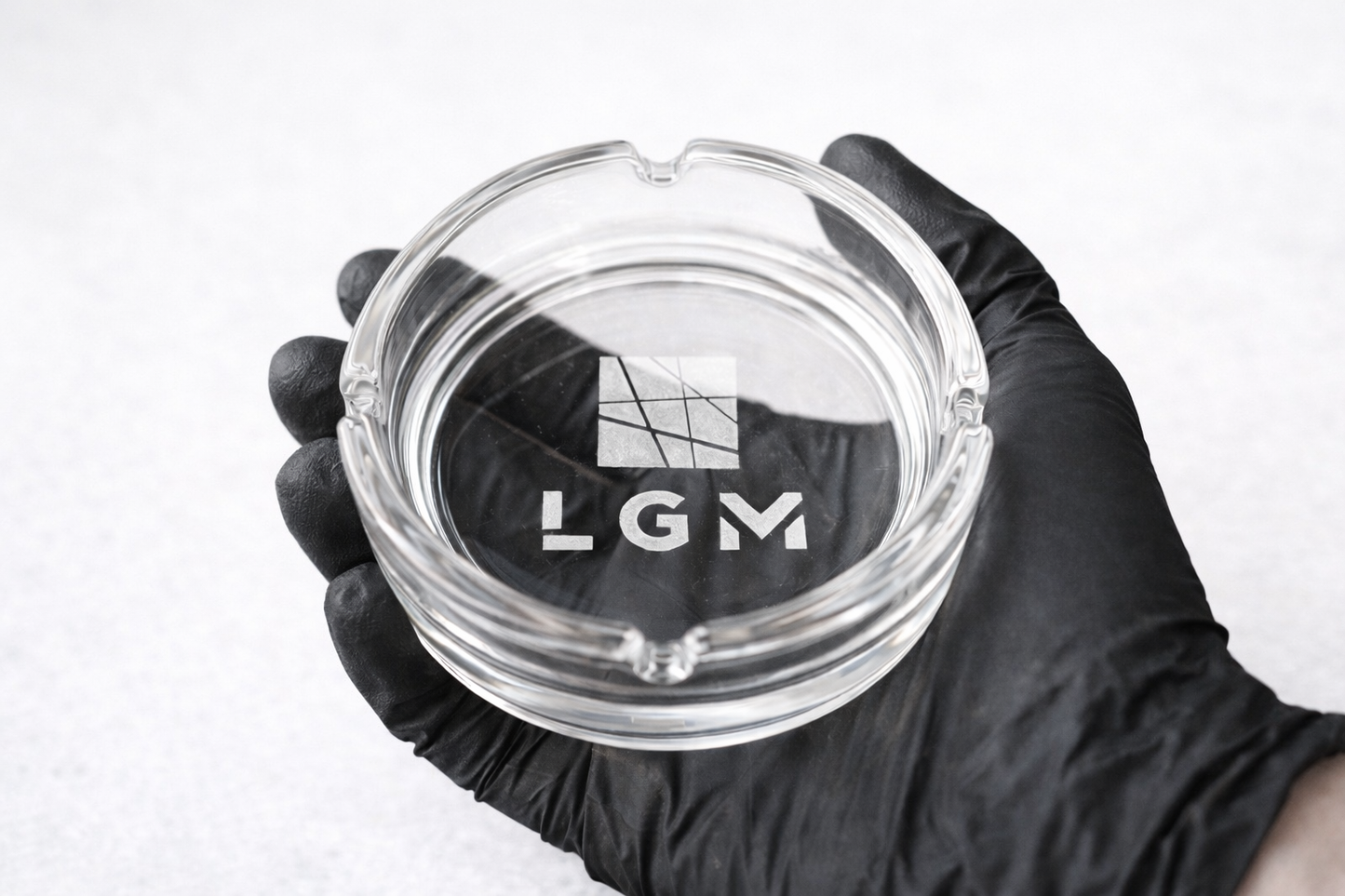 Personalisierter Glas-Aschenbecher mit Laser Gravur