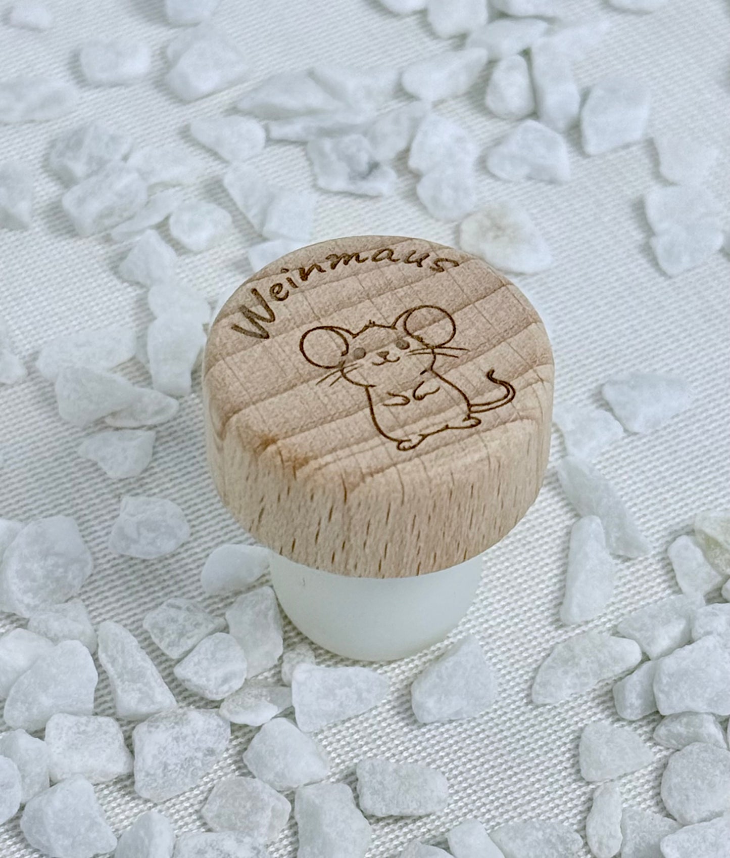 Personalisierter Weinkorken mit Gravur – Individueller Flaschenverschluss aus Holz