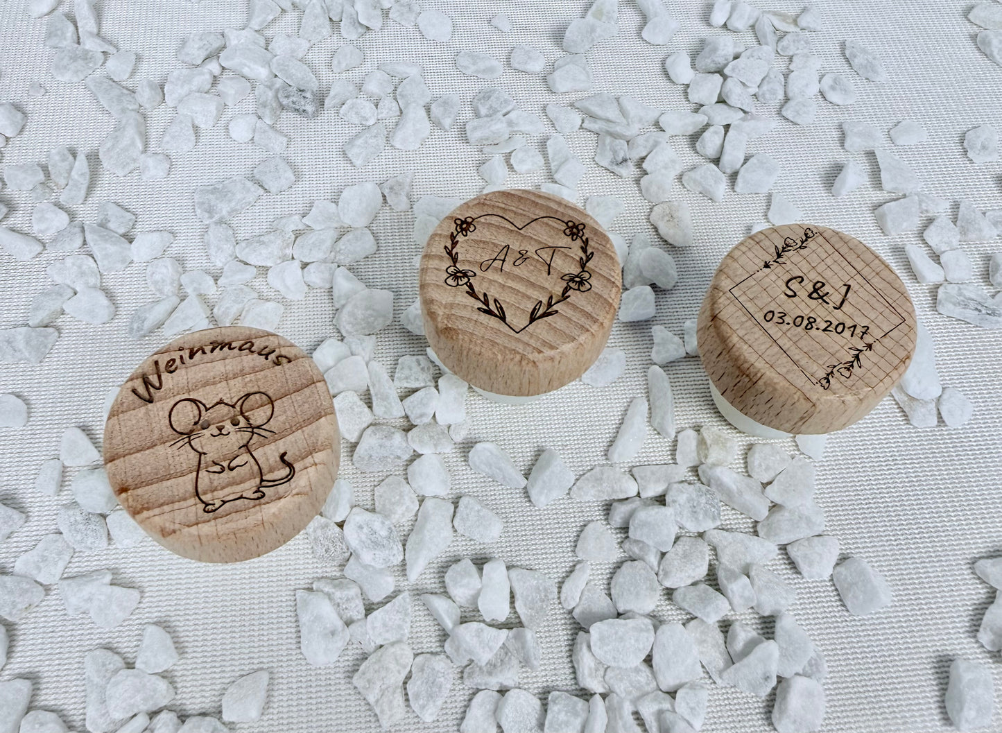 Personalisierter Weinkorken mit Gravur – Individueller Flaschenverschluss aus Holz