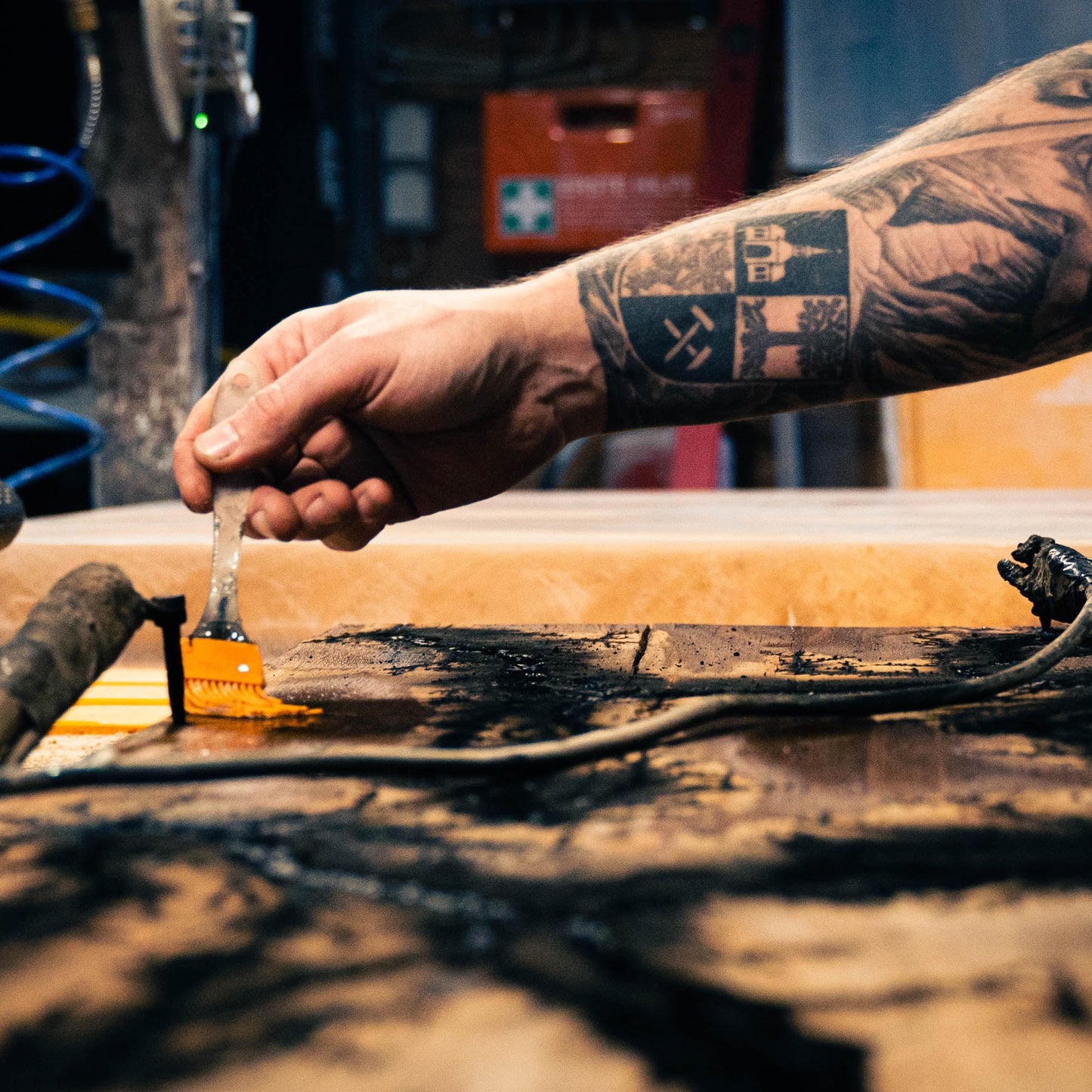 Das Ruhr-Brettchen  mit blauer Maserung